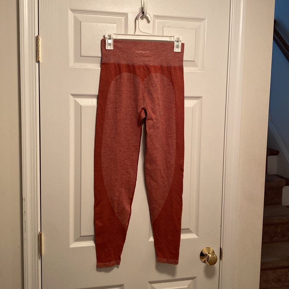 Brand New Pink Victoria’s Secret Seamless Leggings…size M - Picture 2 of 5